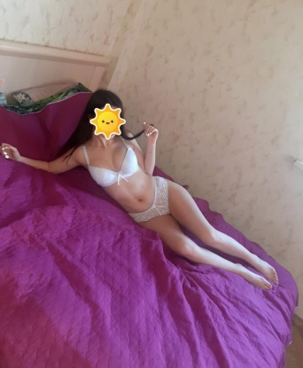 Я живу в Москве и могу предложить тебе уникальные услуги, которые переносят в мир наслаждения и страсти. Обладаю широким спектром возможностей, которые превратят наше свидание в незабываемую встречу. У меня есть множество положительных отзывов от моих клиентов, что говорит о моем профессионализме и непревзойденных навыках. Хочешь узнать больше? Смотрите мои фото и давай познакомимся ближе... 🌟💋 Фила